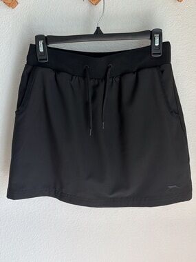 Slazenger Women’s Black Golf Skort